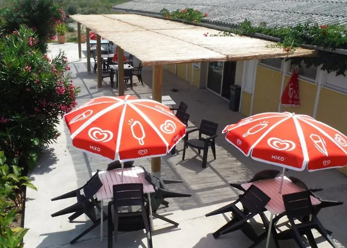 Avec Terrasse Proche Plage, 1 Chambre, 4 Pers. - Api-1-52-901 * Sorbo-Ocagnano